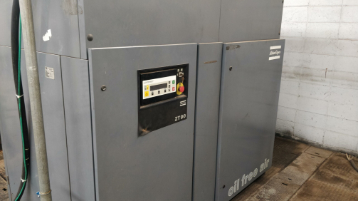 Compressor Atlas Copco ZT90 isento de óleo